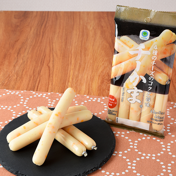 패밀리마트 4종의 치즈의 깊은 맛과 맛있는 치카마 소세지 45g 5개입